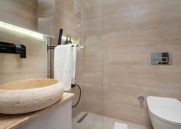 Urban Quarters - Nevizade Отель *