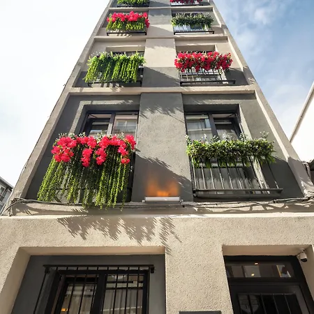 Hotel Urban Quarters - Nevizade *