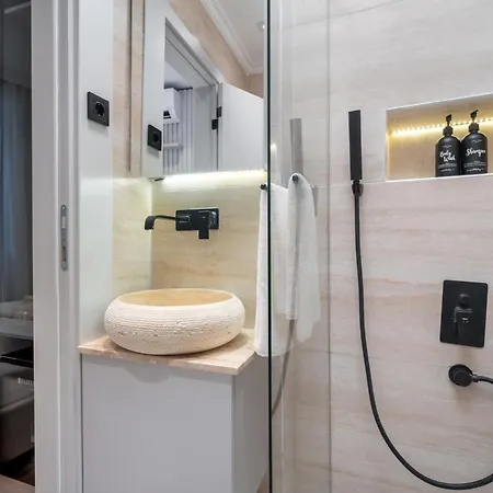 Urban Quarters - Nevizade İstanbul