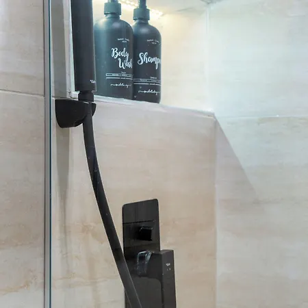 Urban Quarters - Nevizade İstanbul