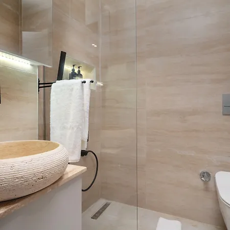 Urban Quarters - Nevizade Otel *